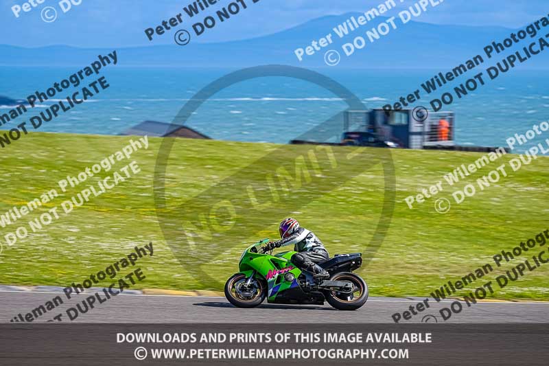 anglesey no limits trackday;anglesey photographs;anglesey trackday photographs;enduro digital images;event digital images;eventdigitalimages;no limits trackdays;peter wileman photography;racing digital images;trac mon;trackday digital images;trackday photos;ty croes